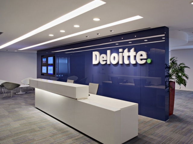 Deloitte employees can pay for lunch with Bitcoins