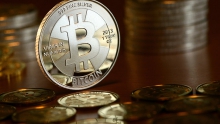 Who and why needed a dead cryptocurrency: blockchain versus bitcoin